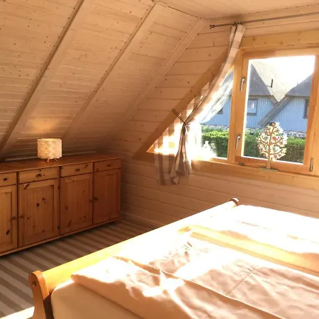 Blockhaus - De Lüt Holt Hus * Born