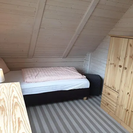 Blockhaus - De Lüt Holt Hus Born